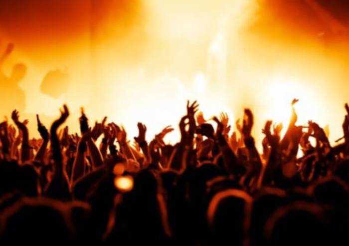 Covid, sono schifato da tanti coetanei che se ne fregano delle regole