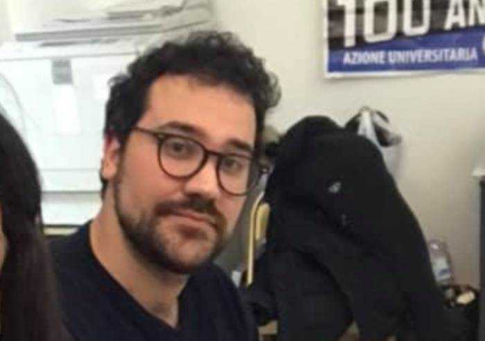 Fratelli d'Italia: 'Scuola, ingressi scadenzati e bus pieni. Gestione pessima'