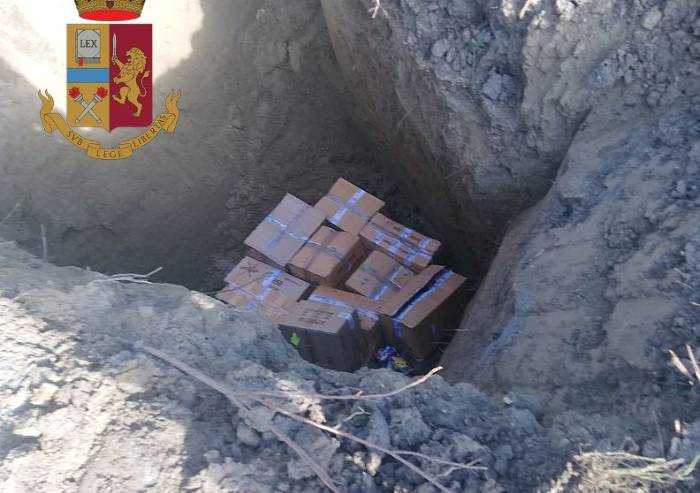 Carpi, polizia fa brillare 37 chili di fuochi d'artificio sequestrati