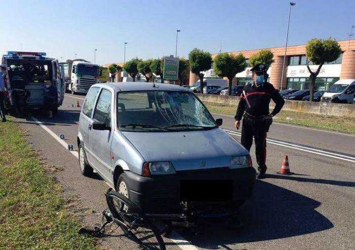 Carpi, ciclista travolto e ucciso da un'auto guidata da un'anziana