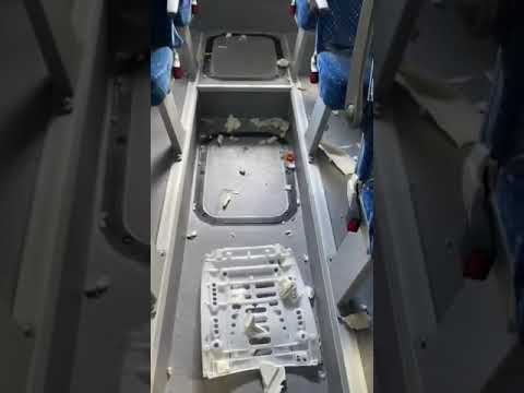 Vignola, bus vandalizzato dagli studenti. L'allarme degli autisti