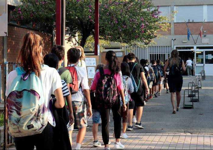 Covid nelle scuole: isolamento per scuole a San Prospero e Carpi