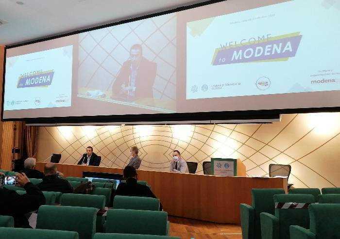 Due notti a Modena, e lo svago è in regalo