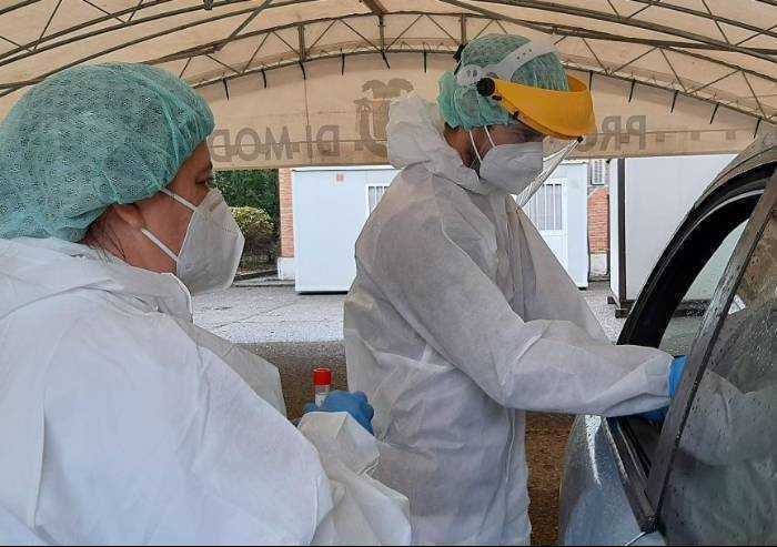 Tamponi, cambia modalità comunicazione esito: ora arriva a tutti sms