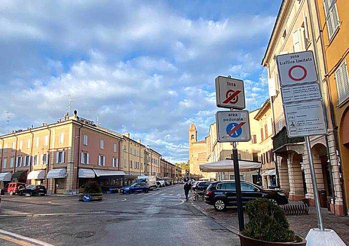 'Carpi, crisi commercio centro storico: giunta ipocrita'