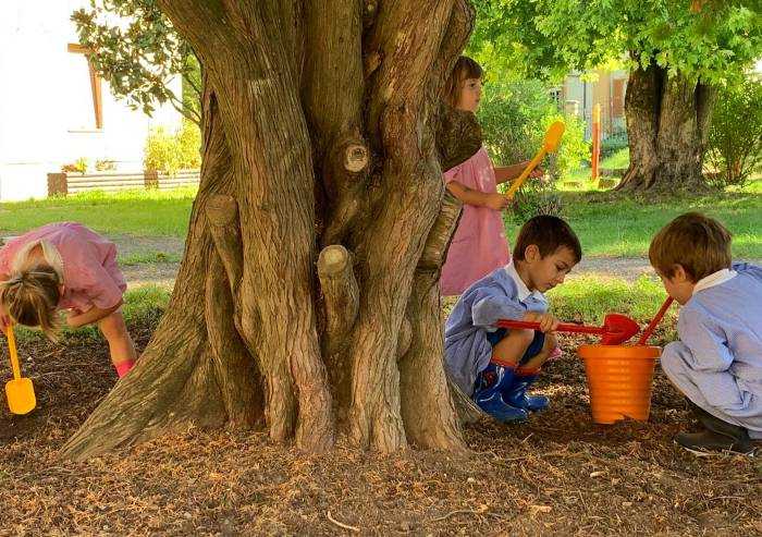 Fdi-Pdf: 'Scuole Fism: Comune di Modena cancella ispirazione cristiana'. E la Lega tace