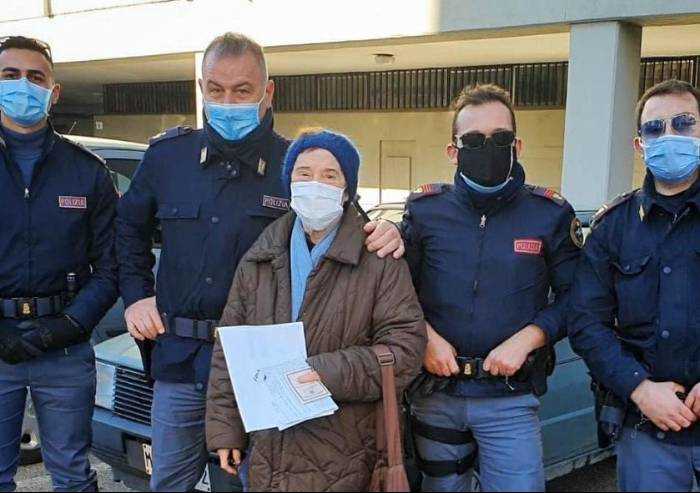 Modena, polizia trova auto di una anziana e la riconsegna aggiustata