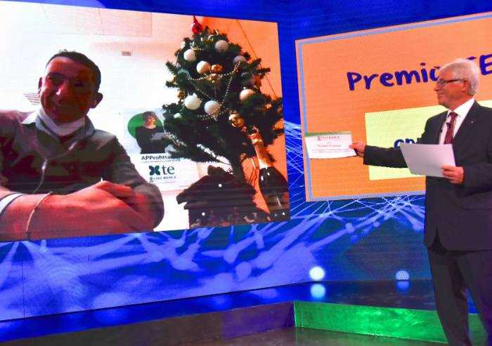 Emil Banca, un premio da 1.500 euro a tutti i dipendenti