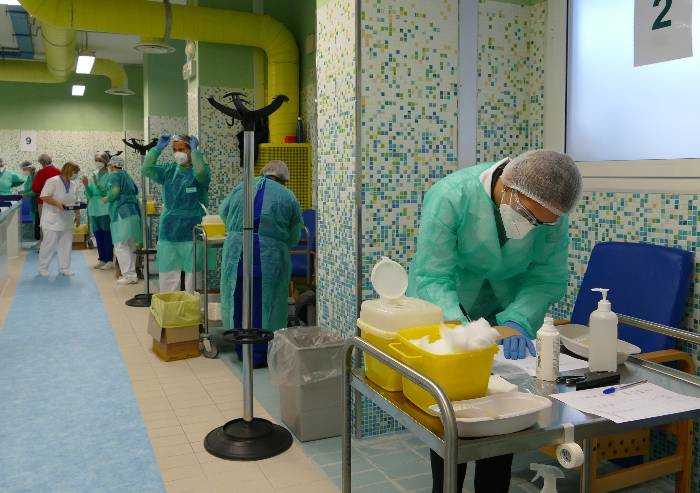 Coronavirus, in Emilia-Romagna 5.443 le persone vaccinate