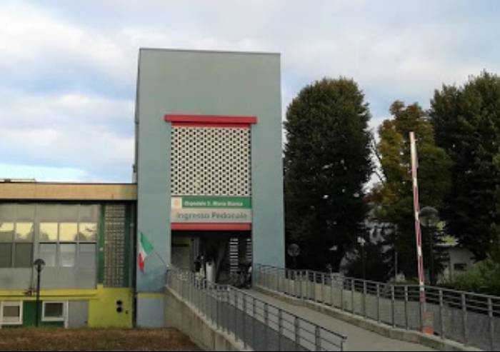 Ospedale Mirandola, cappella trasformata in area accettazione pazienti