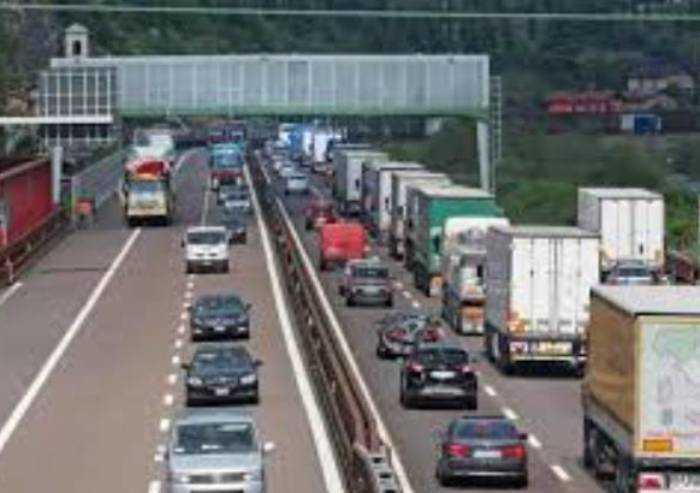 'Cispadana e Bretella, basta furbizie, pensiamo ad opere utili'