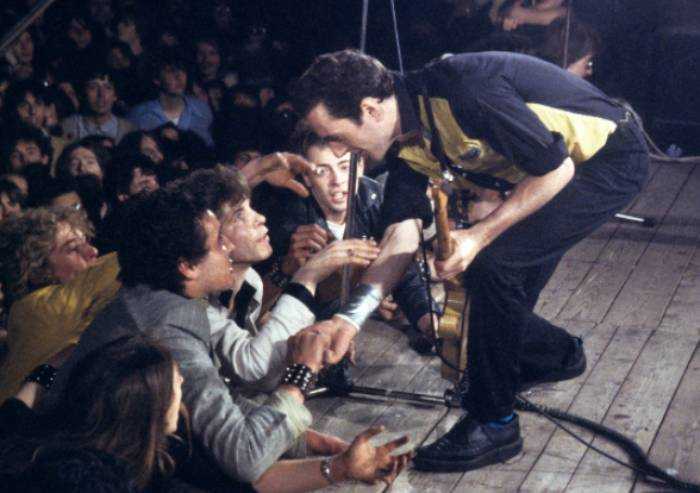 40 anni fa il concerto dei Clash a Bologna, la città che sapeva osare