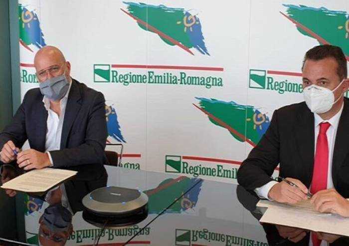 'Pronti a 45.000 vaccini al giorno, ma i tempi non dipendono da noi'