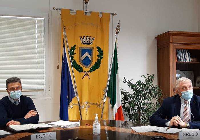 Comune Mirandola: tasse invariate e uscita dall'Unione confermata