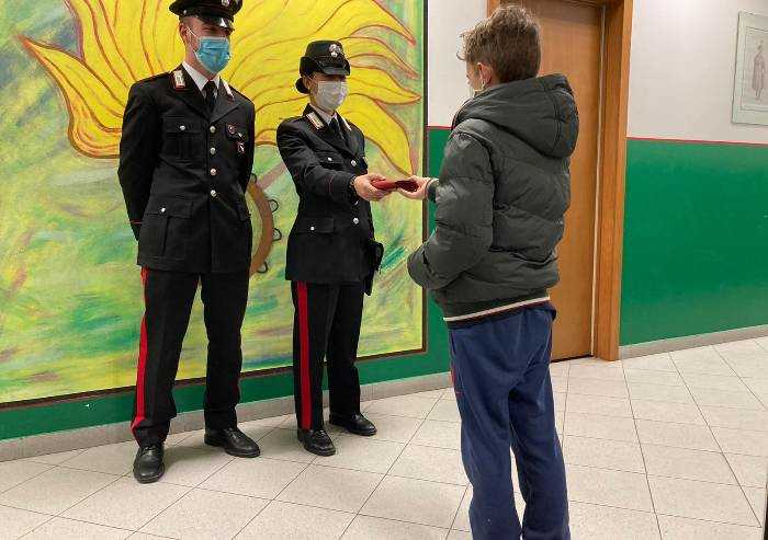 Formigine, 12enne perde portafoglio con 570 euro: i carabinieri lo ritrovano