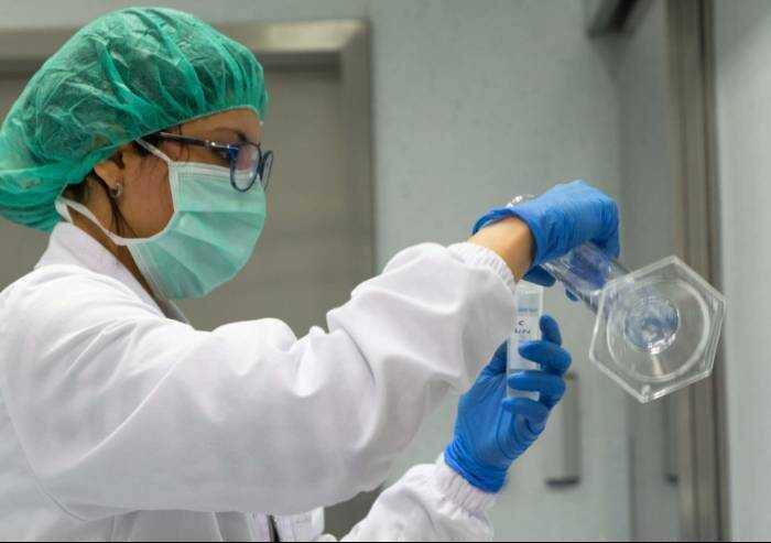 Covid, 3056 contagi in Emilia Romagna, 31 decessi
