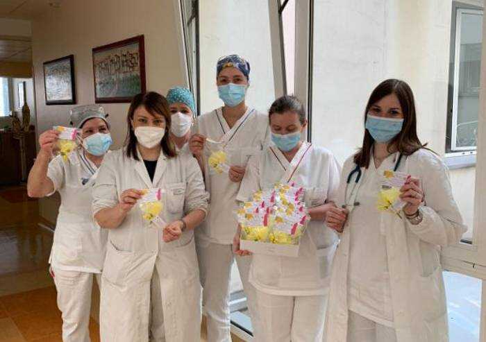Policlinico Modena, 8 marzo: un omaggio per le pazienti