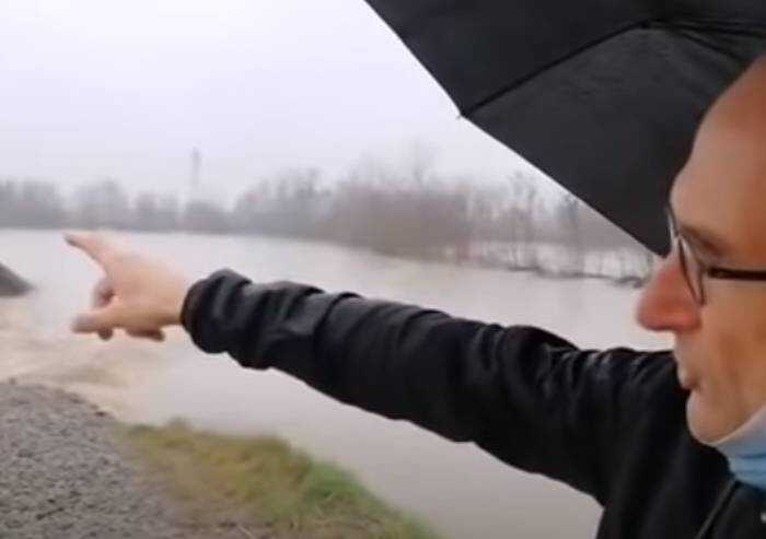 'Incredibile assenza di indagini su quell'argine prima del disastro'
