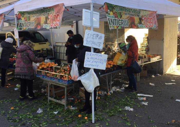 Emilia Romagna blindata in zona rossa: ma il mercato a Modena si fa