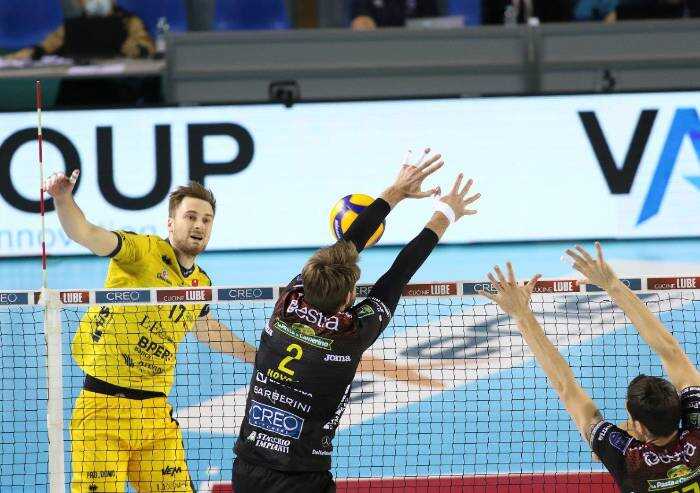 La Lube è troppo forte, Modena KO