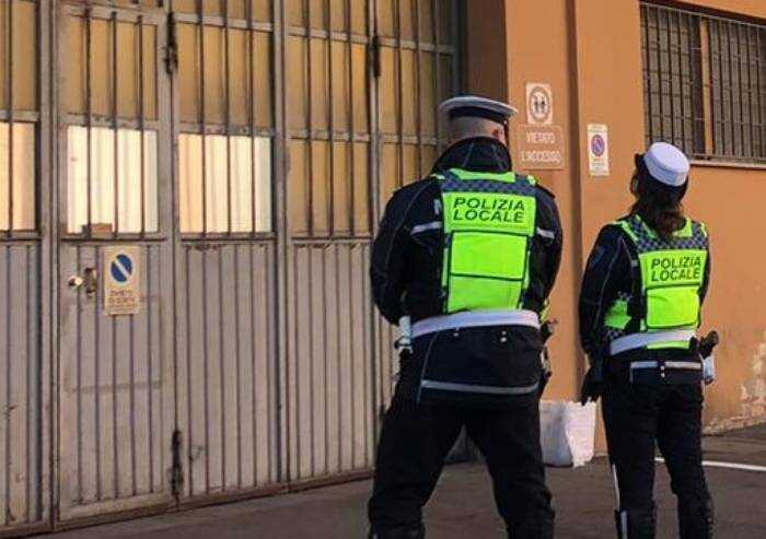 Vignola: prezzi stracciati e lavoratori in nero, chiuso autolavaggio