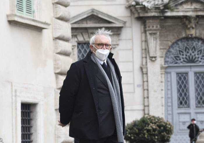 Garante Minori: 'Riaprire subito le scuole e adottare test salivari'