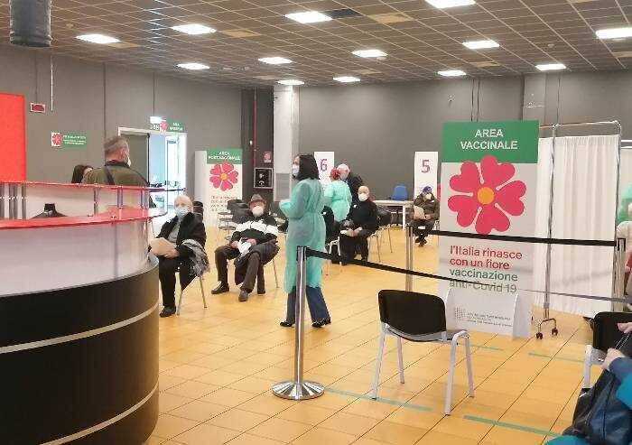 Pasqua con meno vaccini:  7.800 domenica in Emilia-Romagna