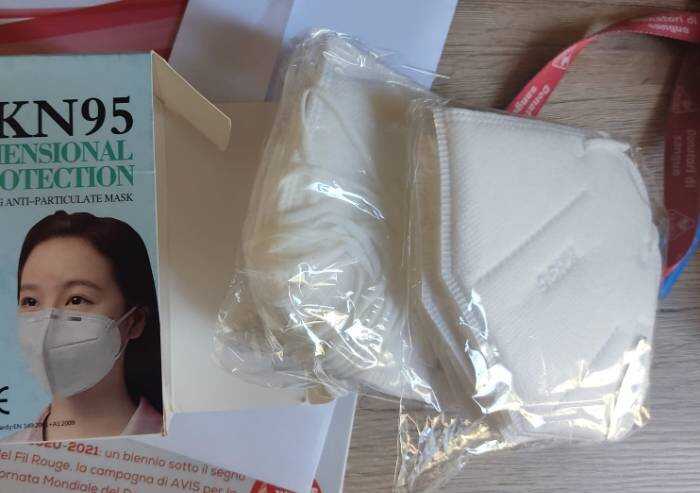 Mascherine non idonee al personale del trasporto pubblico: ritirate