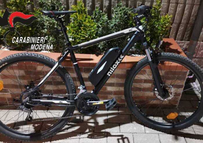 Arresto a Sassuolo: spacciava al parco su bici rubata