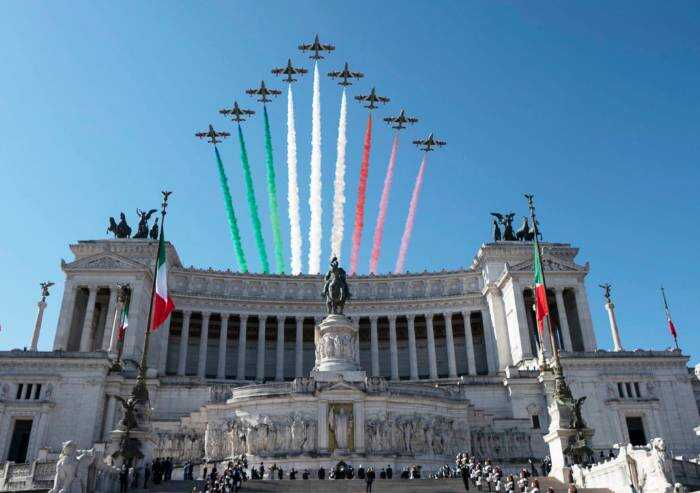 25 aprile, Mattarella: 'Festa di libertà di tutti gli italiani'