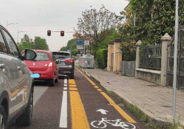 'Modena, nuova ciclabile via Emilia Ovest: duplicato pericoloso'