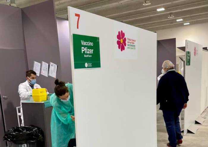 'Nonostante la malattia autoimmune mi negano la vaccinazione'