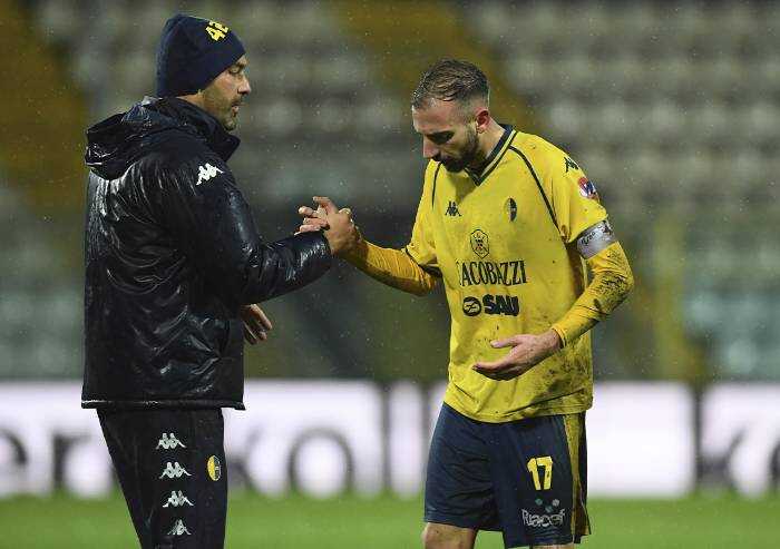 Playoff iniziati e subito stop per focolaio Covid. E il Modena attende