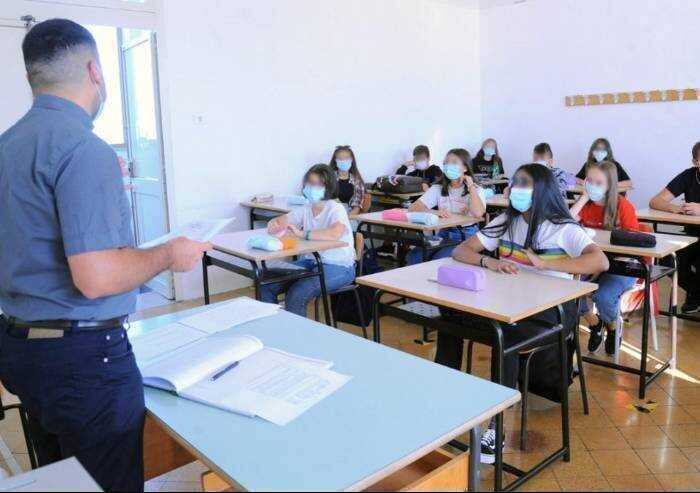 Modena, Covid a scuola: altre 28 classi con casi positivi