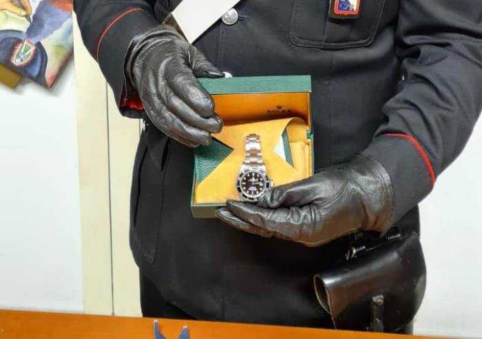 Carpi, rubò Rolex a un suo cliente: denunciato un 44enne