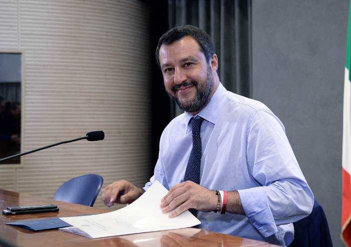 Ddl Zan Salvini: 'No a idee su famiglie alternative nelle scuole'