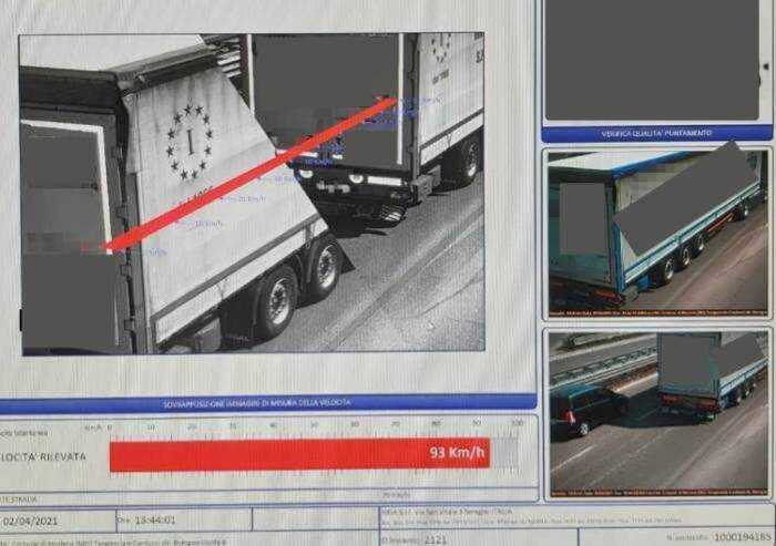 'Velox tangenziale, dubbi sulle multe ai camionisti: Comune verifichi'