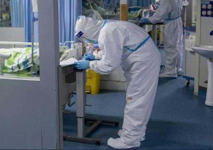 Covid, 464 contagi in Emilia Romagna e 6 morti