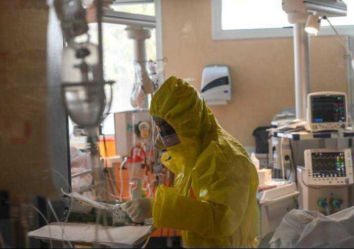 Covid, restano ancora 75 ricoverati negli ospedali modenesi