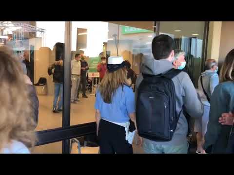 Open day vaccino: le immagini del vergognoso caos a Bologna