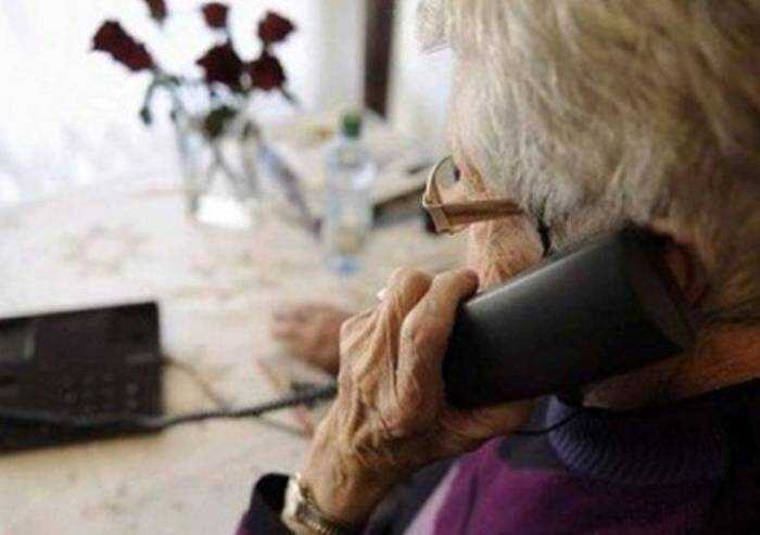 Si spacciano per Vigili del Fuoco e chiedono denaro: è una truffa