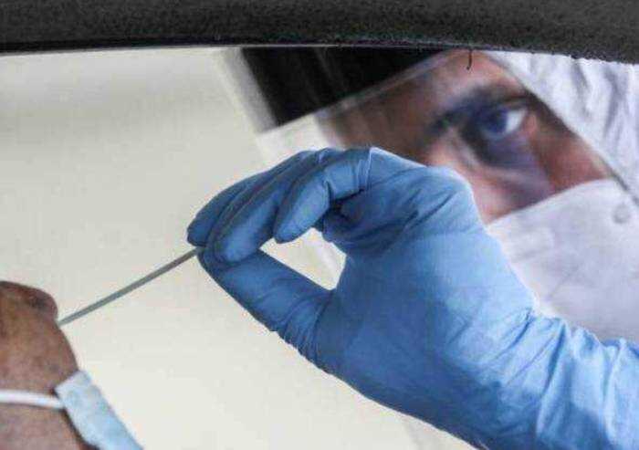 Centri estivi, tamponi rapidi gratuiti a chi li frequenta