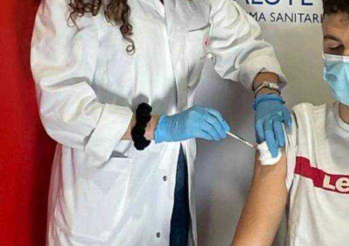 'Vaccino solo a minori fragili? Per la SIPPS va fatto a tutti'