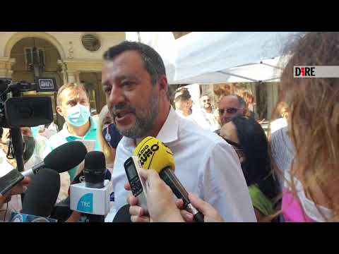Salvini: 'Demenziale costringere i 15enni a vaccinarsi'