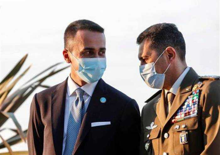 Di Maio: 'Vaccinarsi serve proprio a riconquistare la nostra libertà'