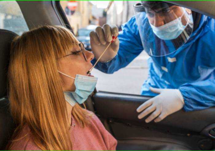 Tamponi nei Drive through in libera professione, a tariffa agevolata