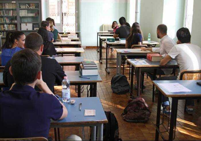 'No all'obbligo vaccinale per gli insegnanti'. Pronta class action