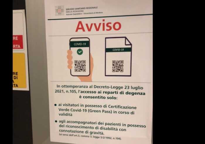 Modena, da oggi senza Green pass niente visita ai pazienti in ospedale