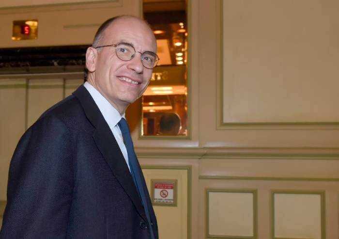 Letta: 'Massima espansione del green pass'. Ma la Ue dice tutt'altro