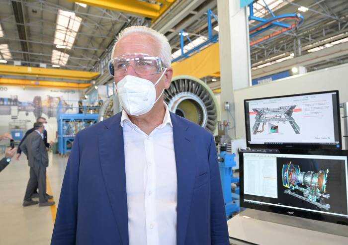 Governatore Toscana: 'Dal 30 settembre chi non si vaccina sta a casa'